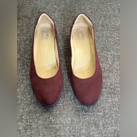 Naturalizer Flexy Suede Flats Slip on Shoes Size 8.5 M - Picture 4 of 5
